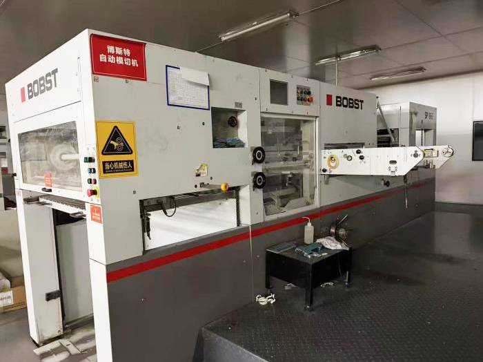 Bobst_812292238_big Bobst_812292238_big